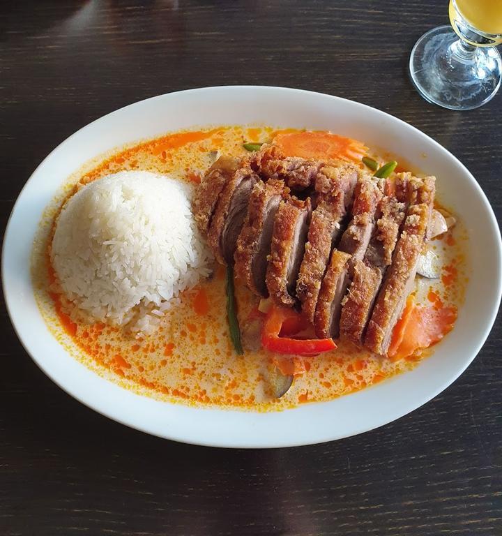 Saigon Com Nieu