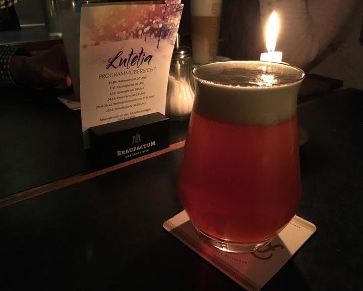 Cafe Lutetia