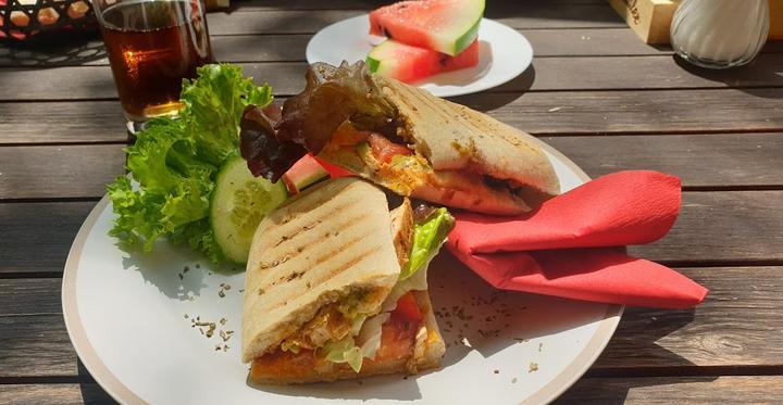 Cafe Lutetia