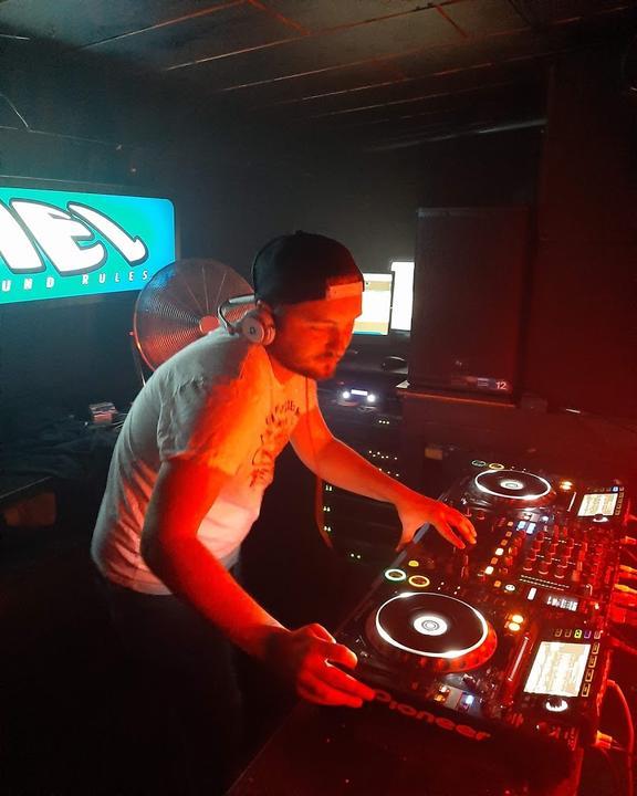 Tunnel Club