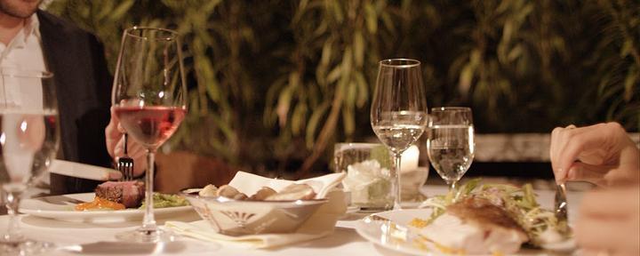 Restaurant Ambiance