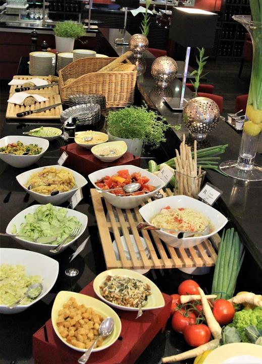 Restaurant Ambiance