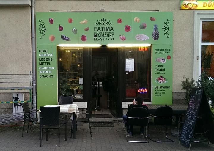 Fatima Und Die 9 Zwerge