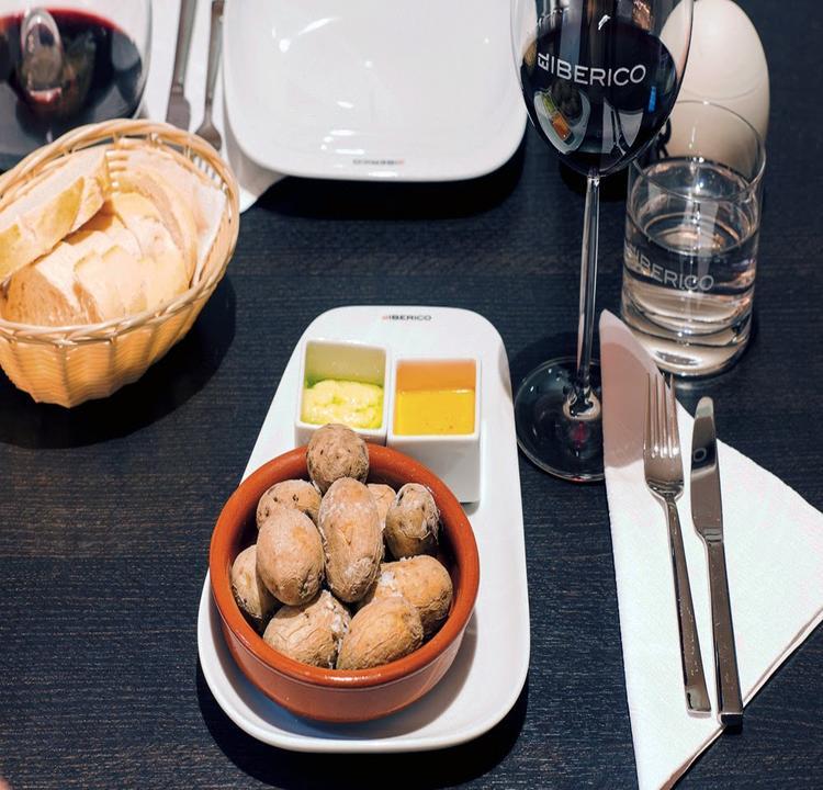 EL IBERICO Tapas Restaurant