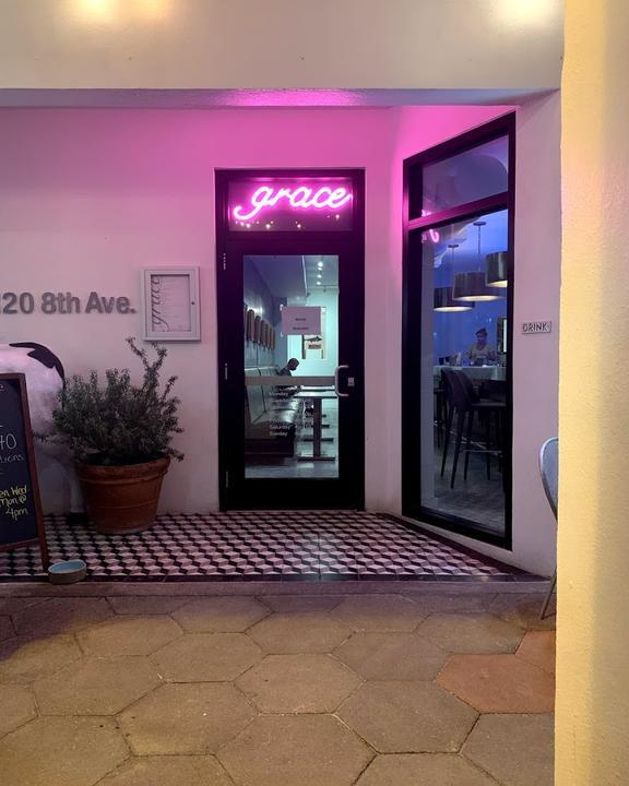 GRACE Restaurant & Bar