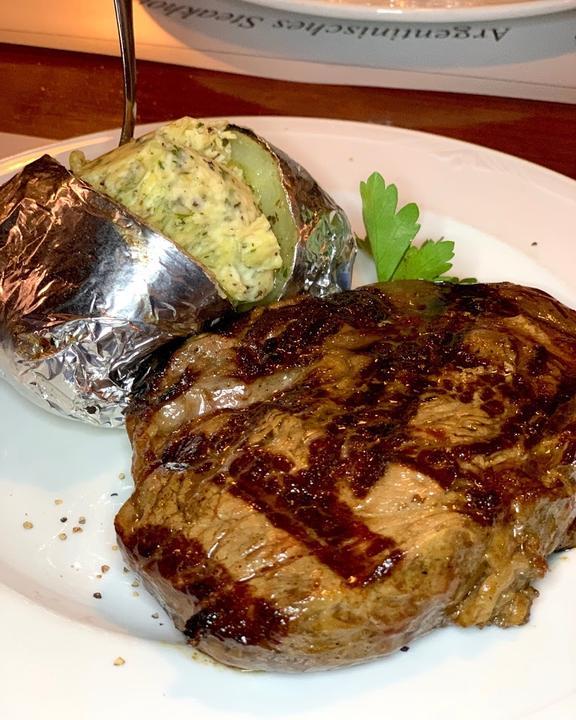 Steakhouse Ponchos