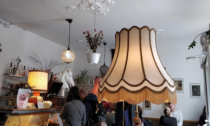 CAFE Gestern, Heute & Morgen