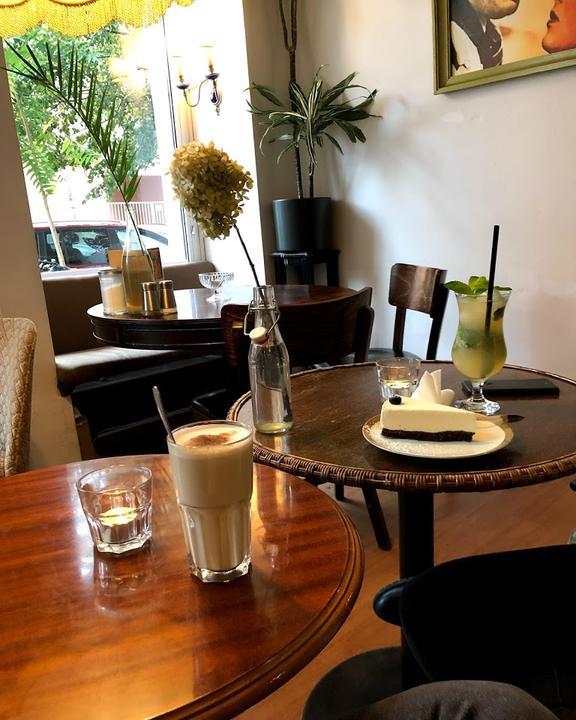 CAFE Gestern, Heute & Morgen