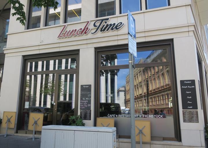 LunchTime