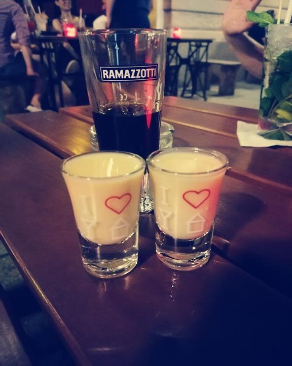Cocktail House