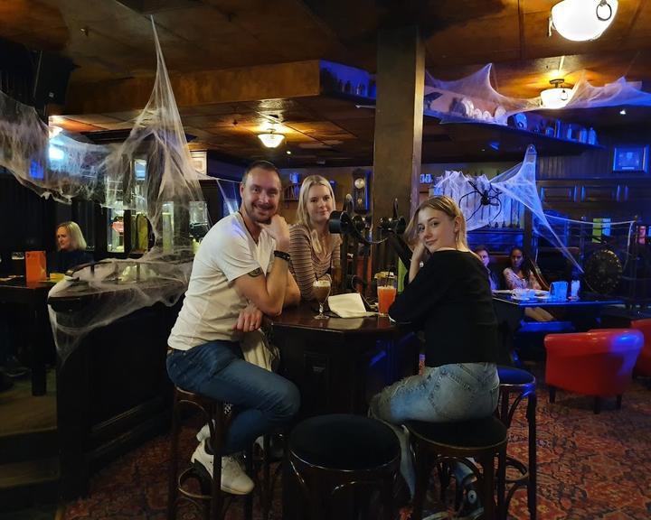 Irish Pub
