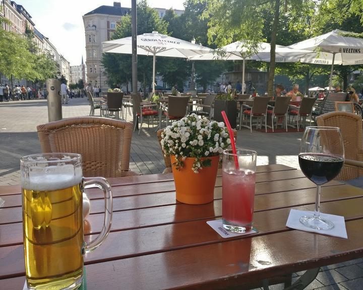 XIV Heilige Tapas-Bar