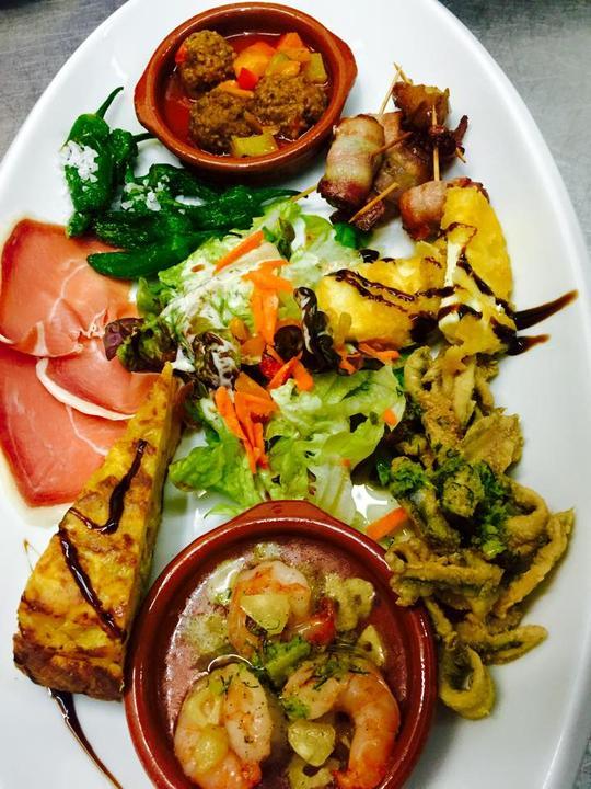 XIV Heilige Tapas-Bar