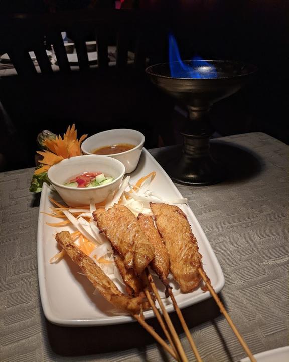 Yum - Thai Kitchen & Bar