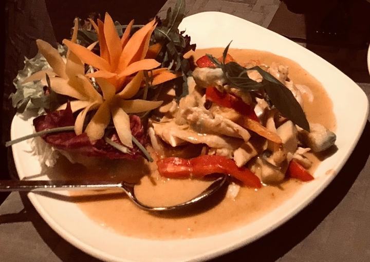 Yum - Thai Kitchen & Bar