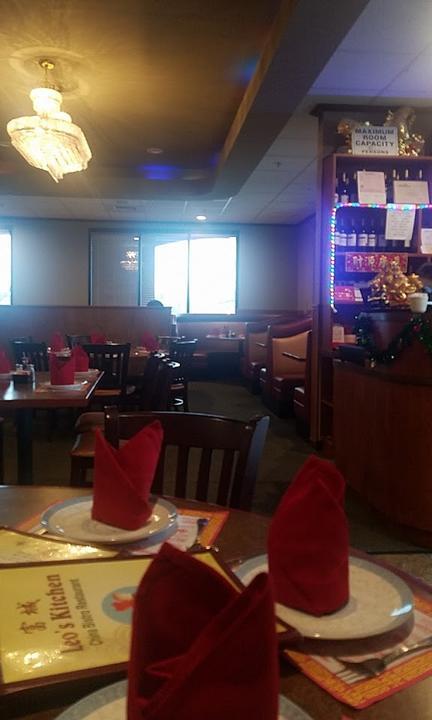 Leo's Kitchen & Bar