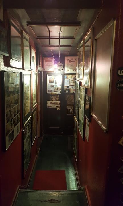 Die Kleine Weltlaterne