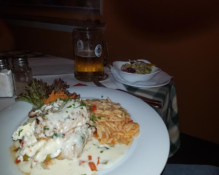 Theo' s Taverna