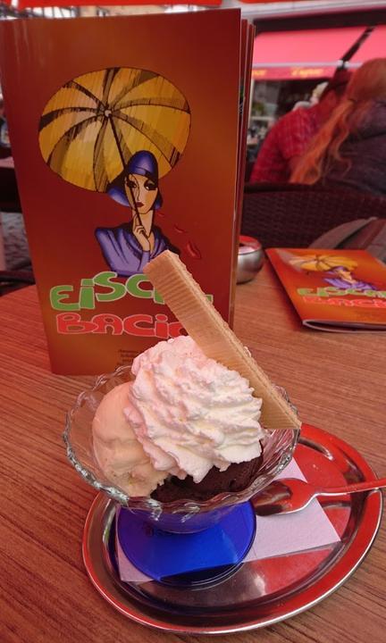 Eiscafe Bacio