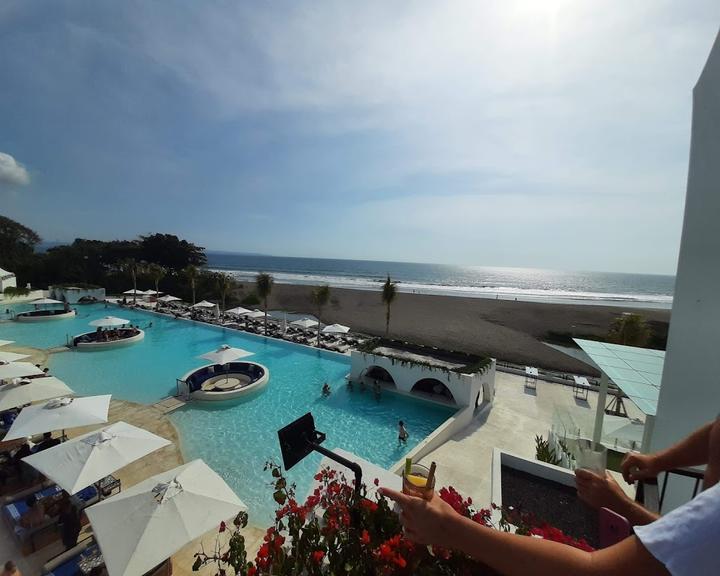Cafe Del Mar