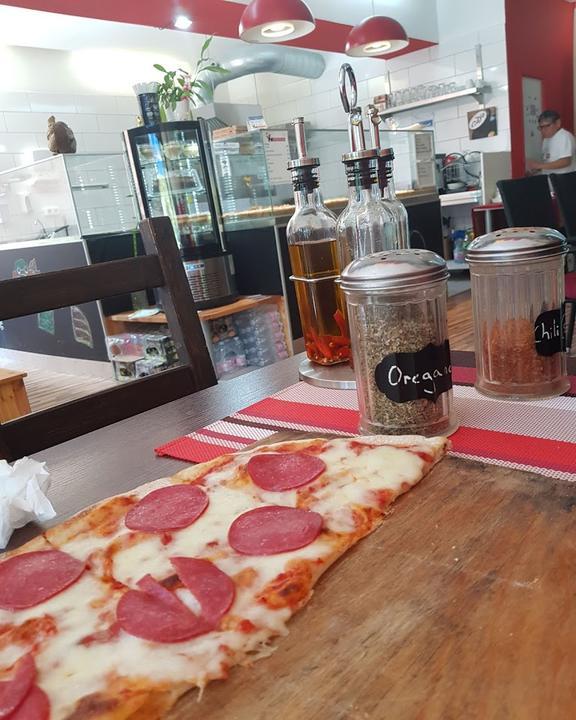 Mastro Pizza