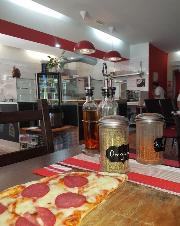 Mastro Pizza