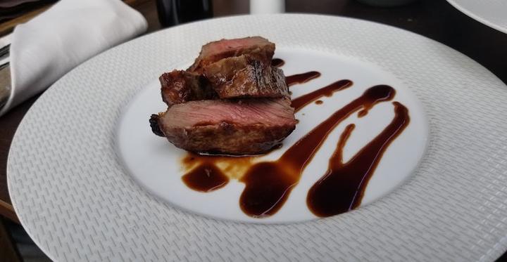 Little London Bar & Grill