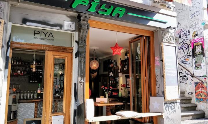 Cafe Piya