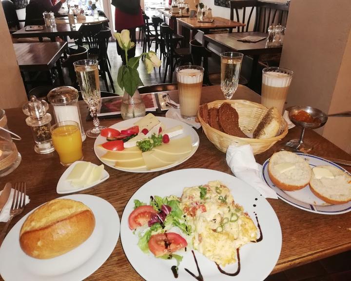 Cafe Orlando