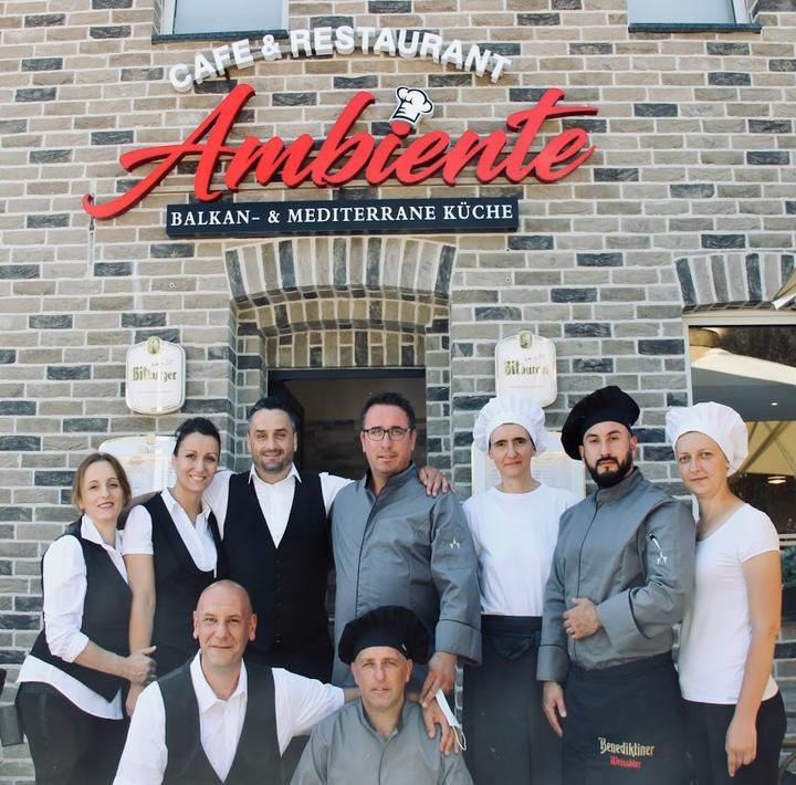 Galerie Cafe Und Restaurant Ambiente