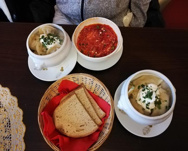 Cafe Pelmeni