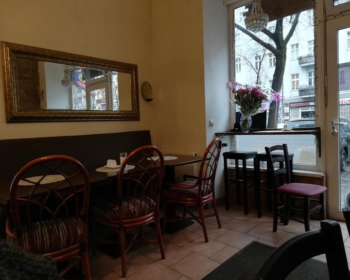 Cafe Pelmeni