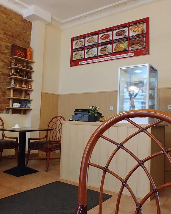 Cafe Pelmeni