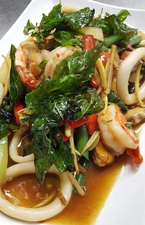 Nakorn Luang Thai Restaurant