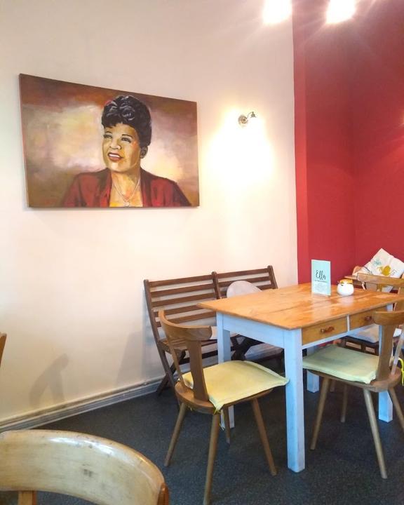 Cafe Ella