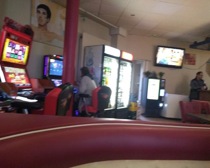 Center Grill