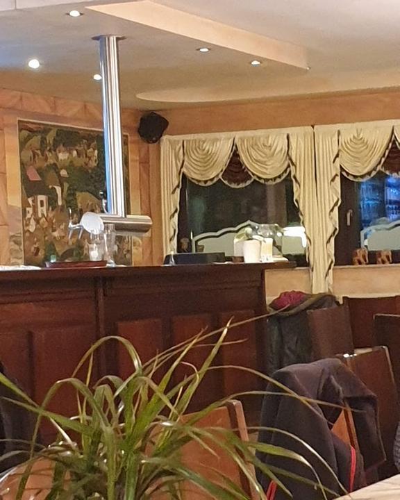 Dhillon Restaurant Pizzeria
