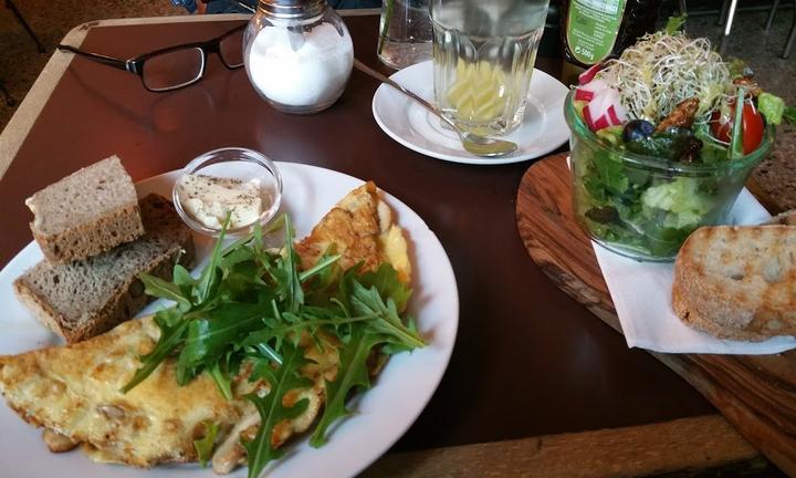 Haliflor Cafe Bar