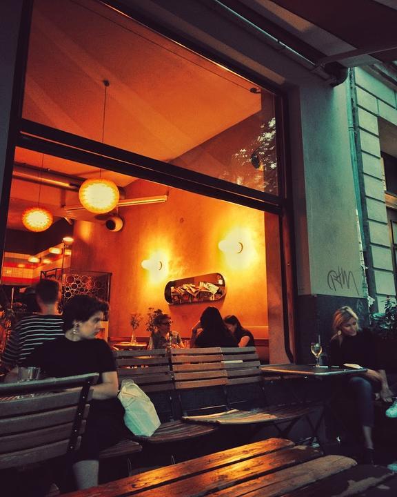 Haliflor Cafe Bar