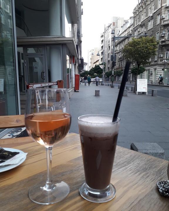 Magna Coffee Store