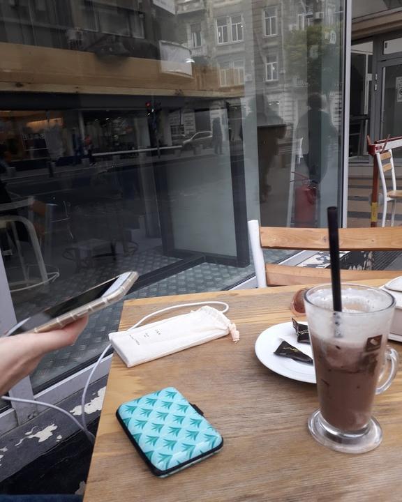 Magna Coffee Store
