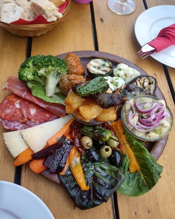 Rodolfo's Tapas