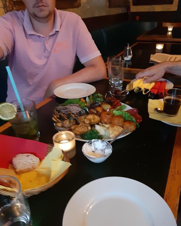 Rodolfo's Tapas