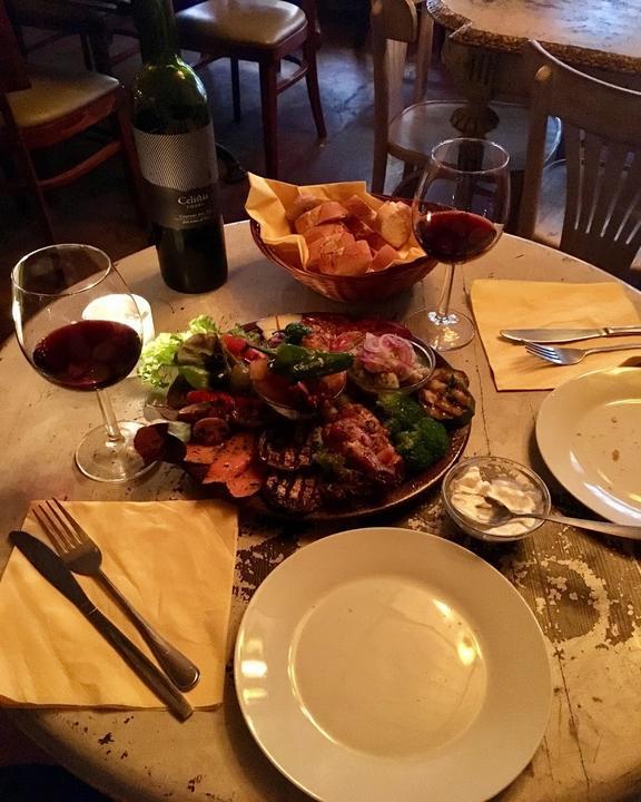 Rodolfo's Tapas