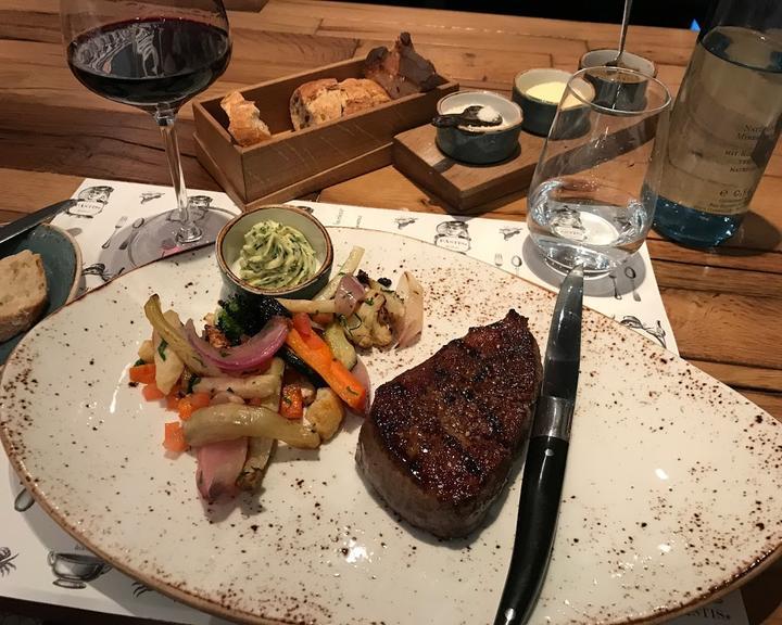 Pastis Bistro