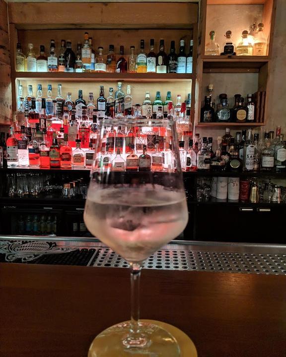 WILLIAMS Bar & Kitchen