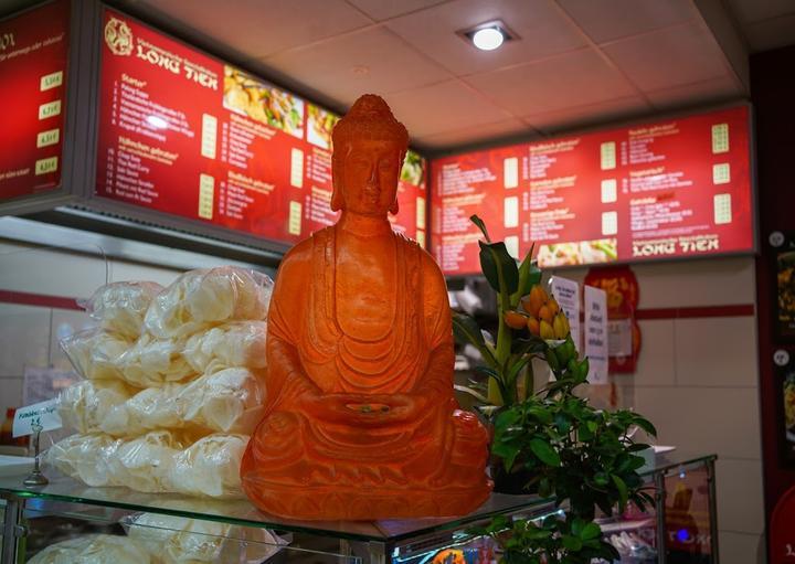 Long Tien