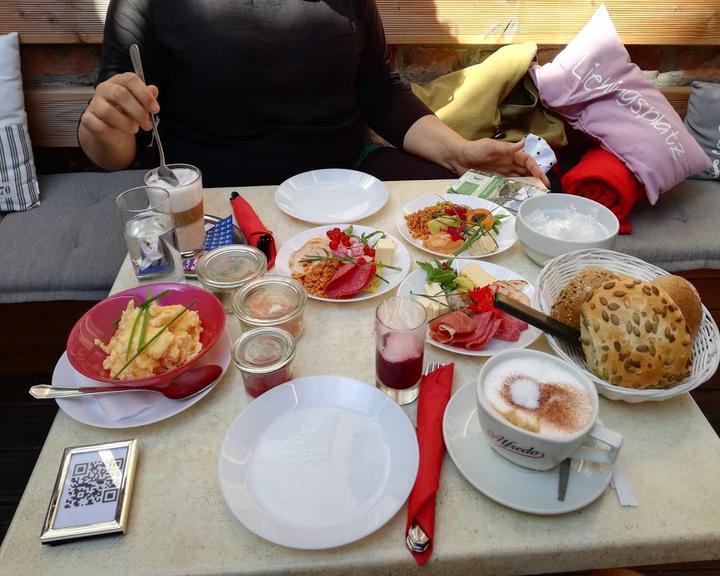 Cafe Burgstrasse