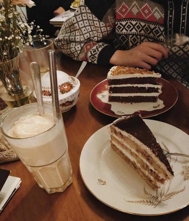 Cafe Hibiskus