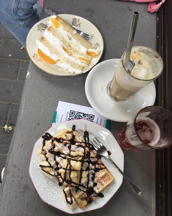 Cafe Hibiskus